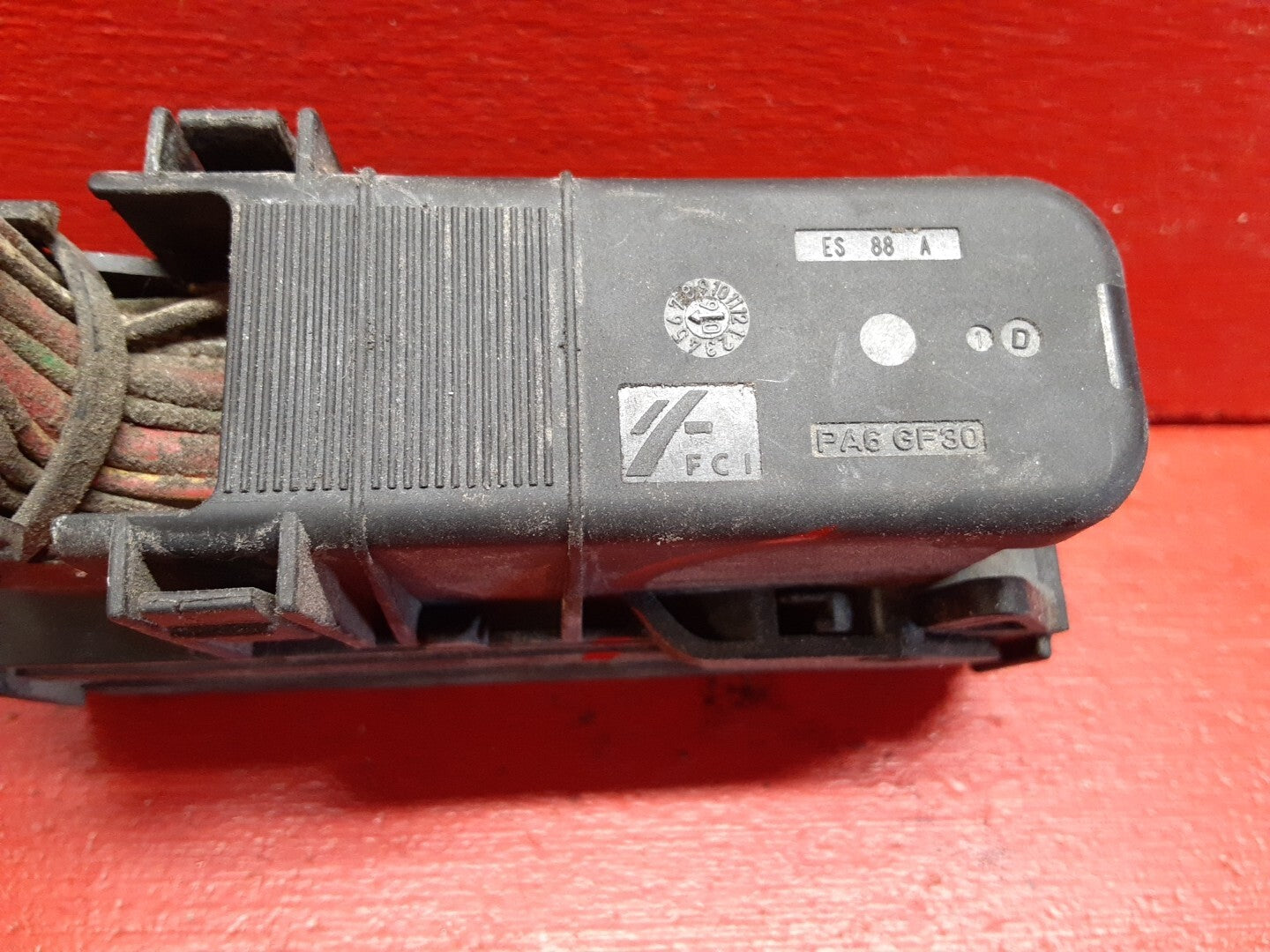 2005 - 2010 Volvo V50 S40 ABS Pump Control Module w/ Bracket PIGTAIL ONLY