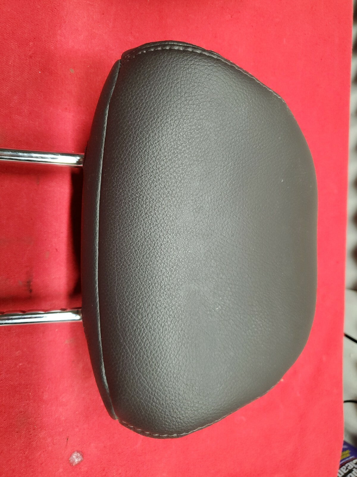 2011 2012 2013 Hyundai Tucson FRONT LEFT -or- RIGHT Brown Leather Head Rest