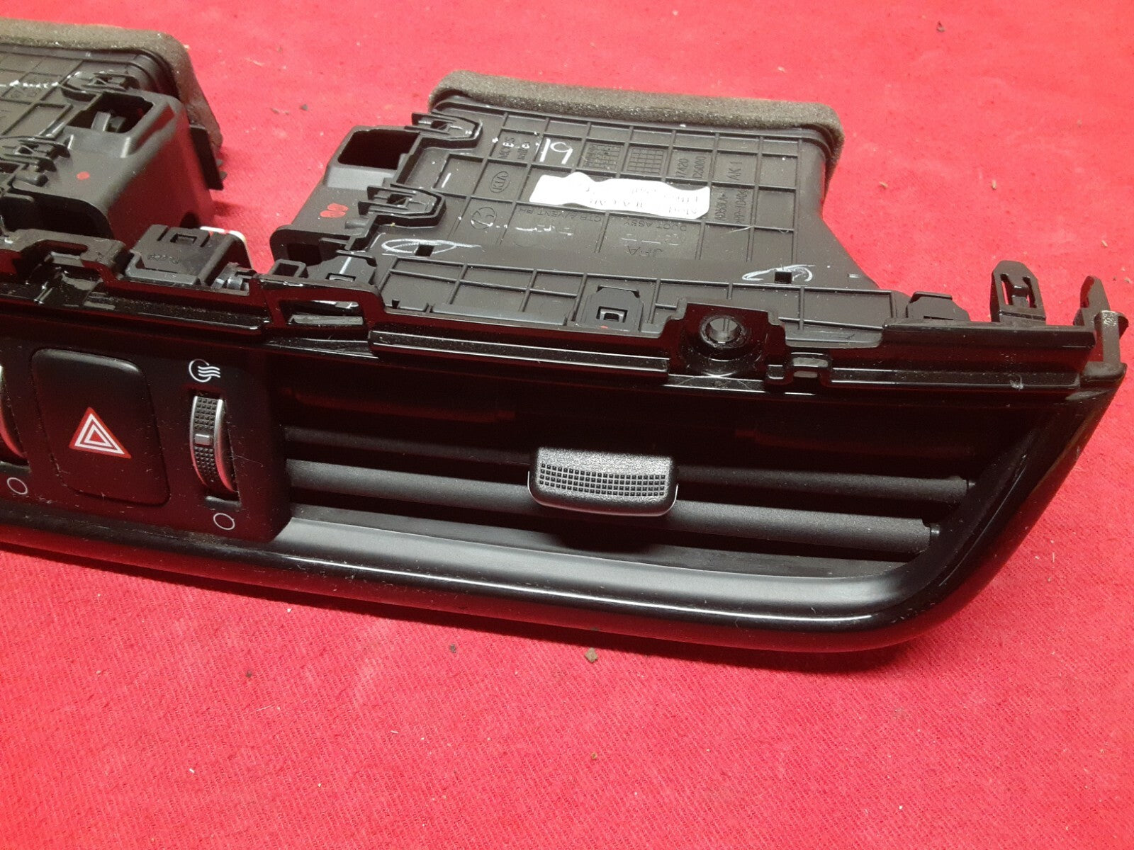 2016 2017 2018 2019 2020 Kia Optima Center Dash Hazard Light Vent Grille Bezel