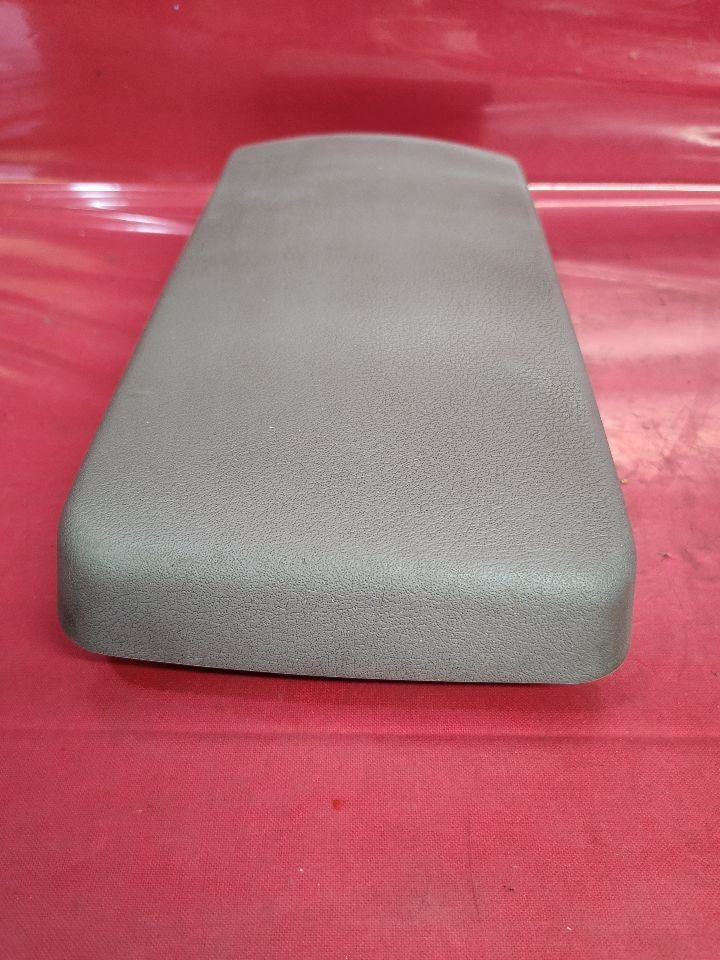 2004-2009 Dodge Durango Floor Center Console Arm Rest Lid w/ Button