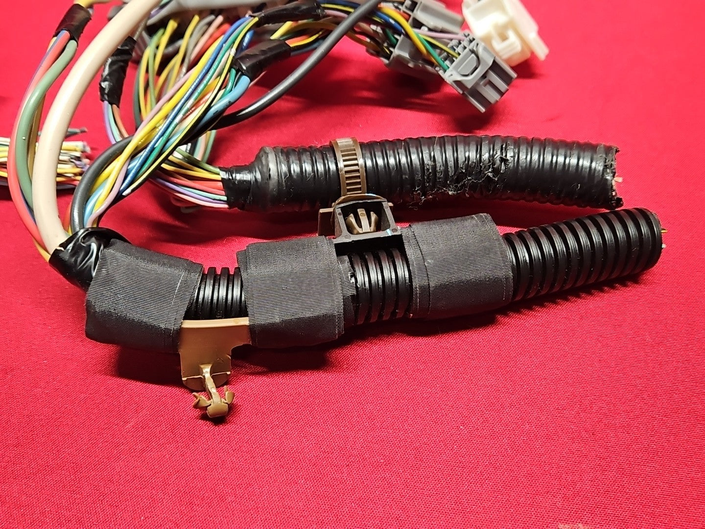 2006-2010 Lexus IS250 IS350 Left Driver Fuse Box Junction Block A/T - PIGTAILS*