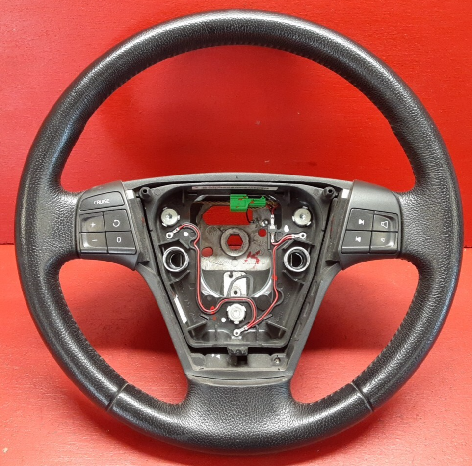 2007 Volvo V50 Steering Wheel w/ Navigation 30764361