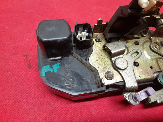2002 - 2007 Jeep Liberty FRONT PASSENGER RIGHT Door Lock Latch Actuator