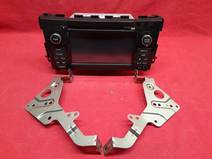 2013 Nissan Altima Radio Stereo Navigation Display Screen Unit & Brackets/Screws