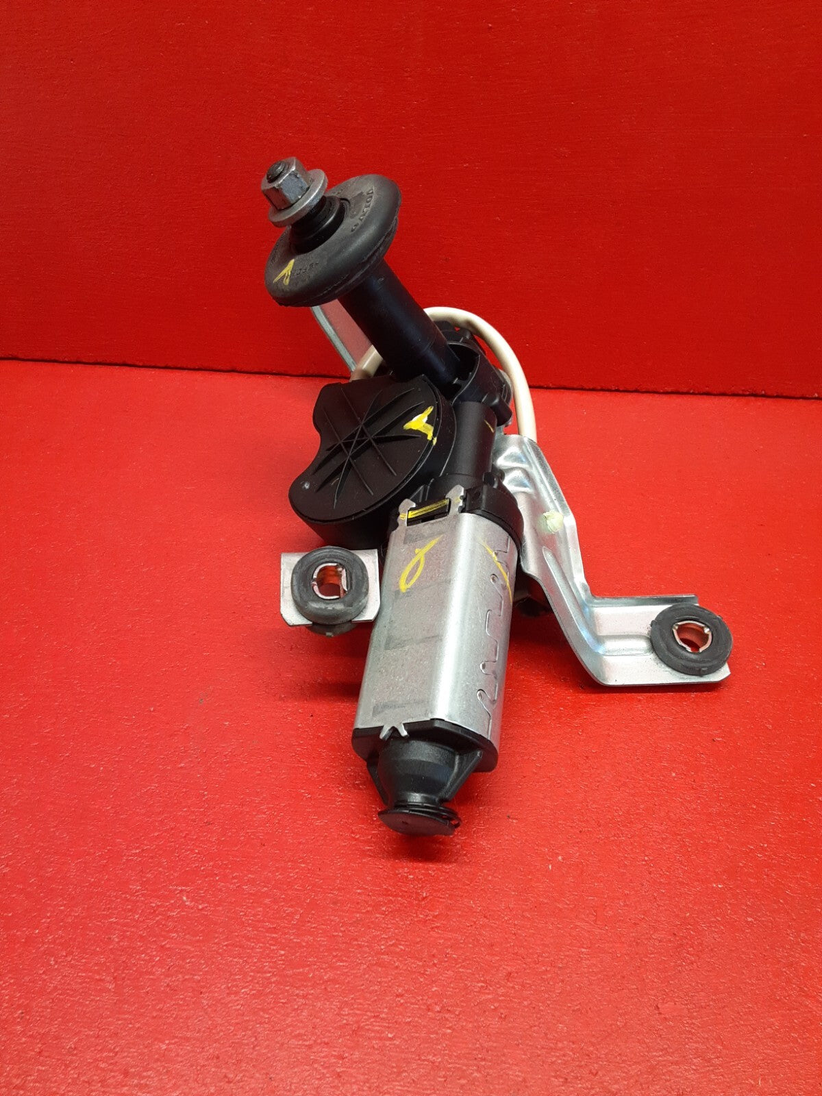 2003 - 2014 Volvo XC90 Back Glass Rear Wiper Motor 8638163