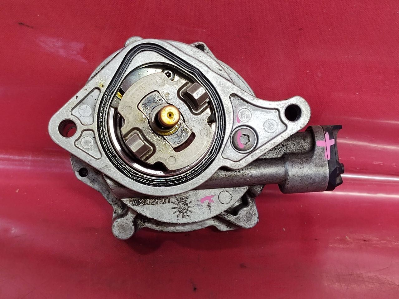 2010-2013 Land Rover LR4 / 10-14 Range Rover 5.0L V8 Vacuum Brake Pump 119k