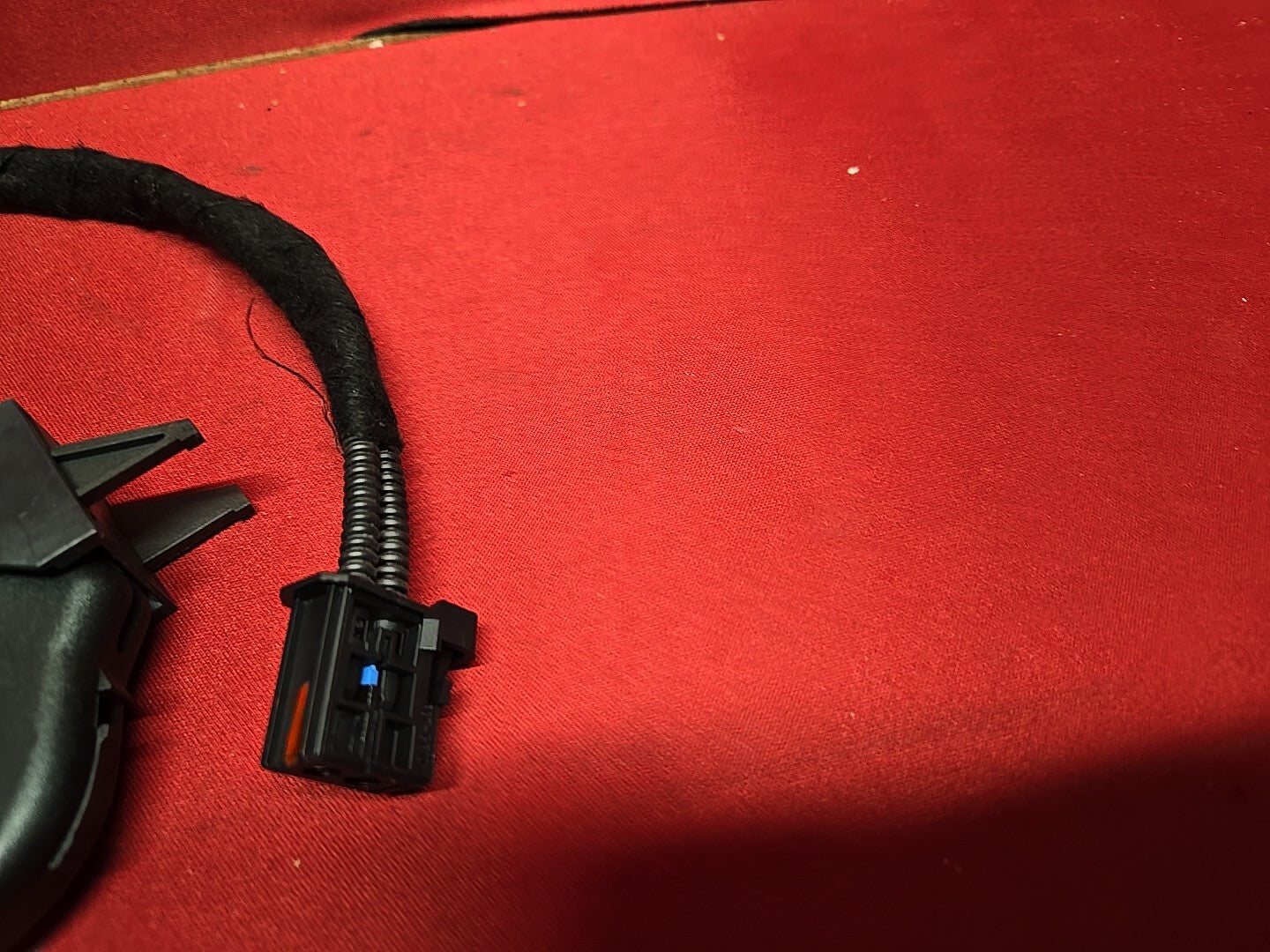 2009 Audi A4 & Quattro Radio Stereo Audio Amplifier    PIGTAIL WIRES ONLY