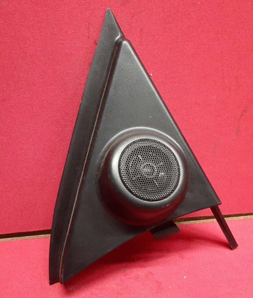 2003 - 2009 Kia Sorento RIGHT Door Pillar Tweeter Speaker & Cover 96380-3E500