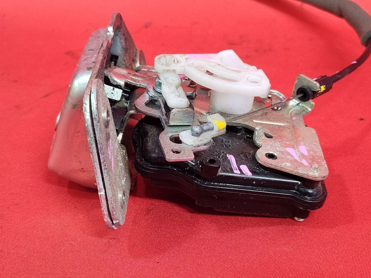 2006-2017 Jeep Dodge SUV Liftgate Tailgate Hatch Latch Lock Actuator 4589131AG