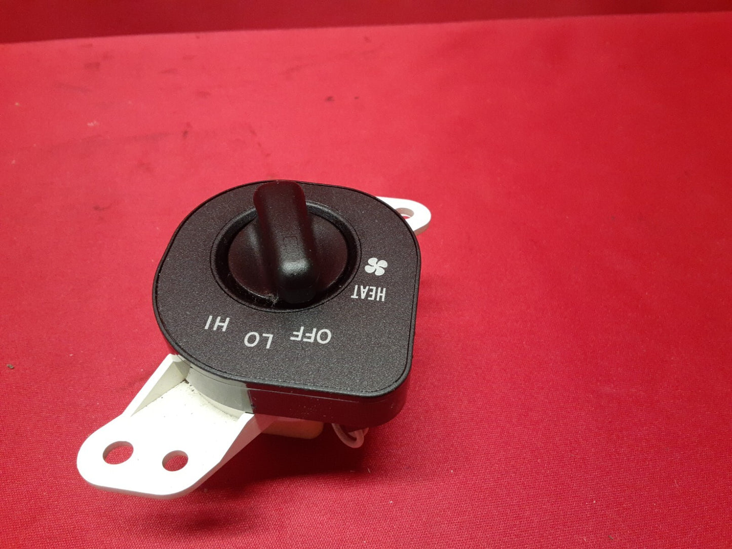 2004 - 2007 Toyota Highlander REAR Hvac Air Blower Control Switch 84732-48020