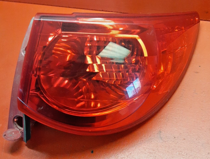 2009-2012 Chevrolet Traverse Right Pass Taillight Lamp 15912686