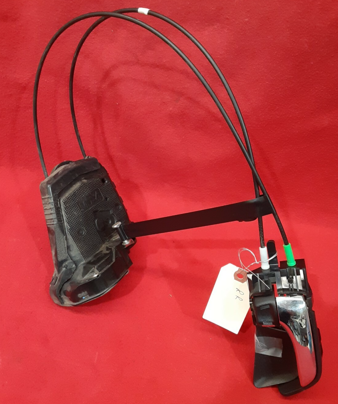 2004 - 2009 Toyota Prius Passenger Rear Door Latch / Actuator - 69050-47050