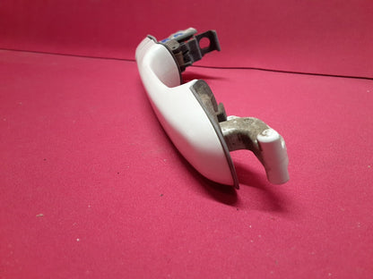 1998 1999 Volvo S70 V70 OUTER RIGHT REAR PASSENGER Door Handle - 189 Polar White