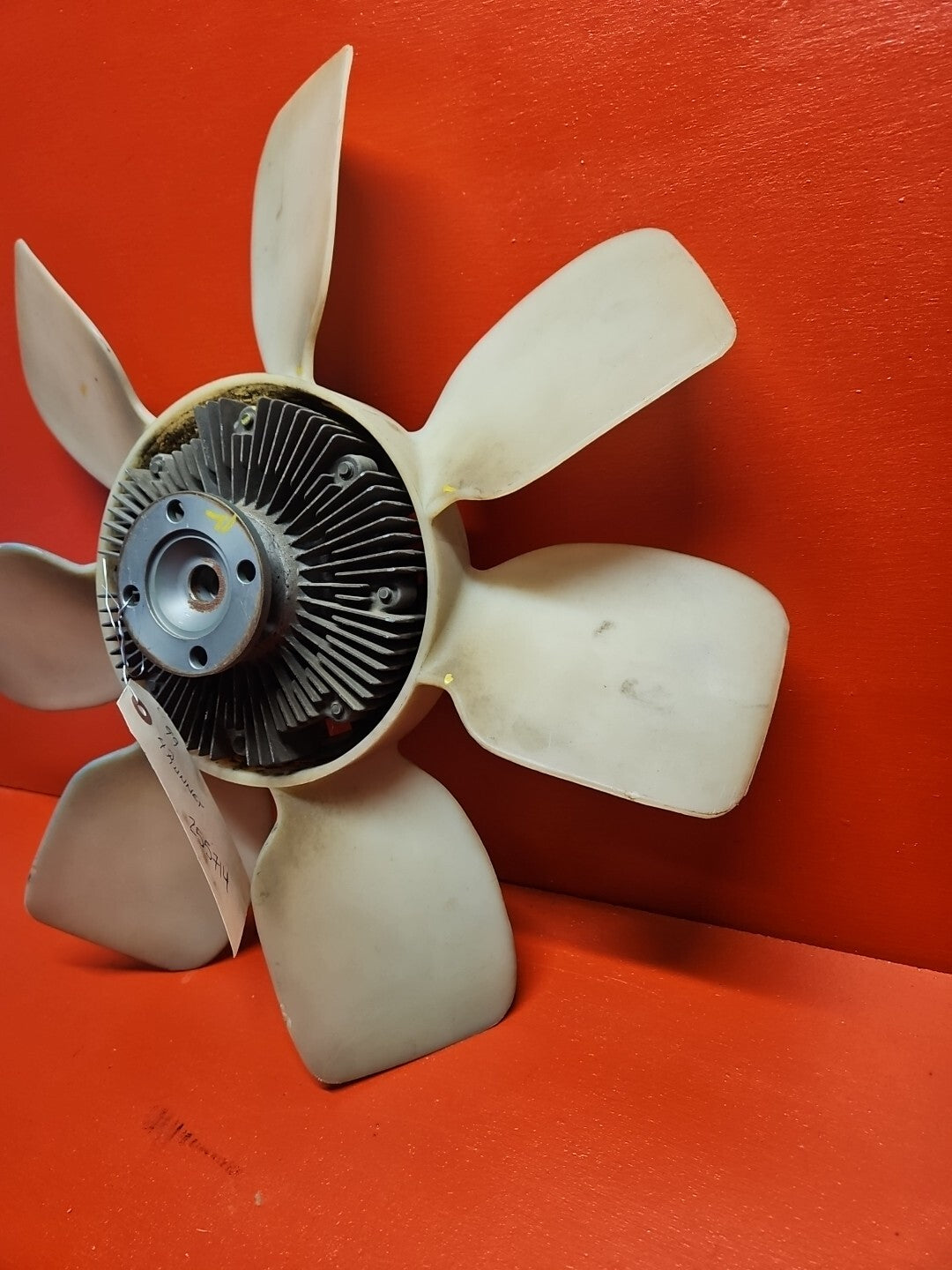 1995 - 2004 Toyota 3.4L V6 Cooling Fan Blade w/ Clutch Assembly 08921-04950