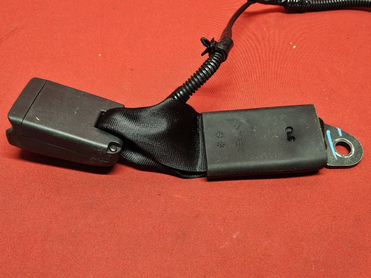 2022-2024 Mitsubishi Outlander 3rd THIRD Row LEFT or RIGHT Seat Belt Buckle