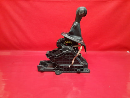 2013 Dodge Dart Automatic Transmission Floor Shifter Gear Selector W / Knob