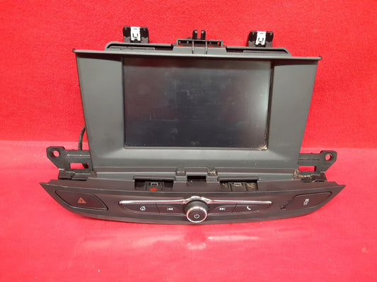 2018 Buick Regal Sportback TourX Dash Information Display Screen Basic Function