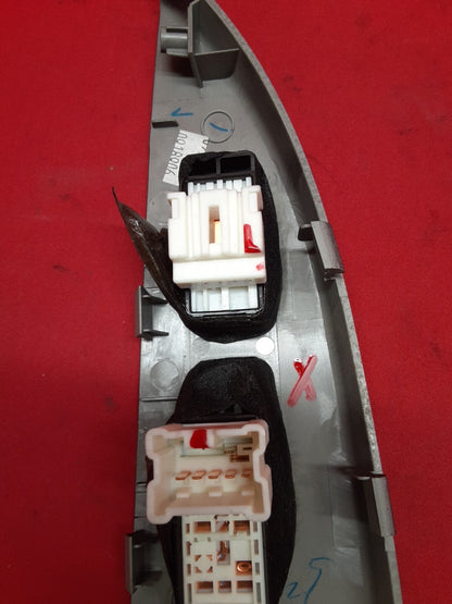 2010-2014 Subaru Outback Front Right Passenger Door Window Switch 83071FG100