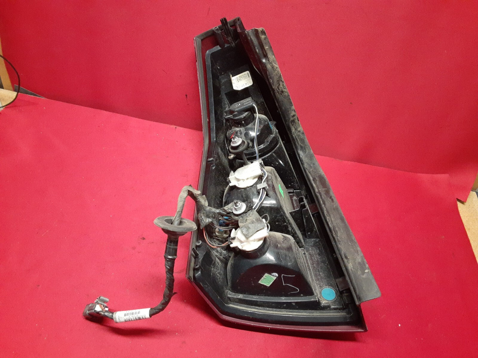 2005 - 2007 Cadillac CTS RIGHT Tail Light Stop Lamp 15930596 / 25773004