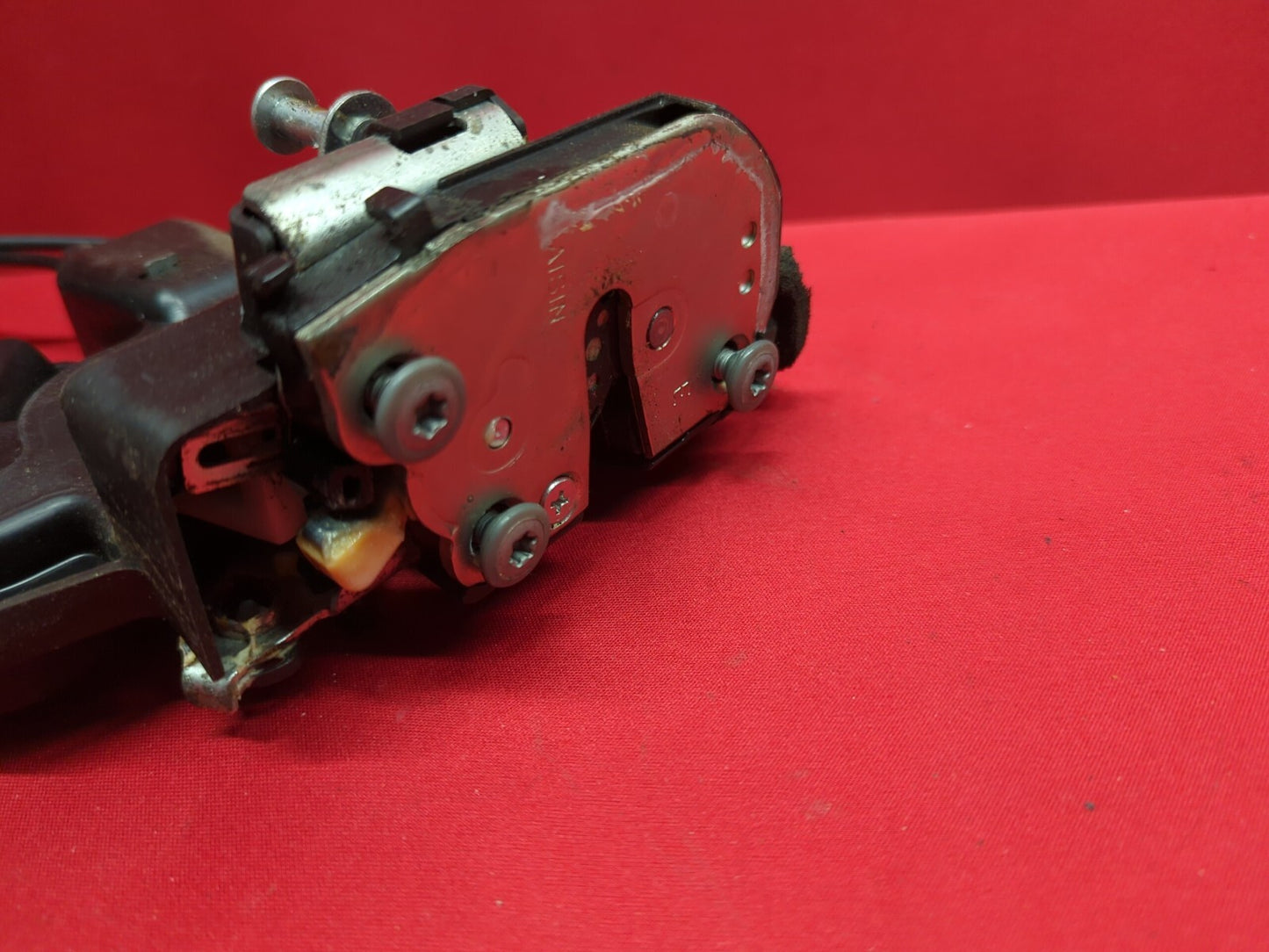 2001 - 2007 REAR LEFT Door Latch Lock Actuator Assembly w/ Cables 69060-48030