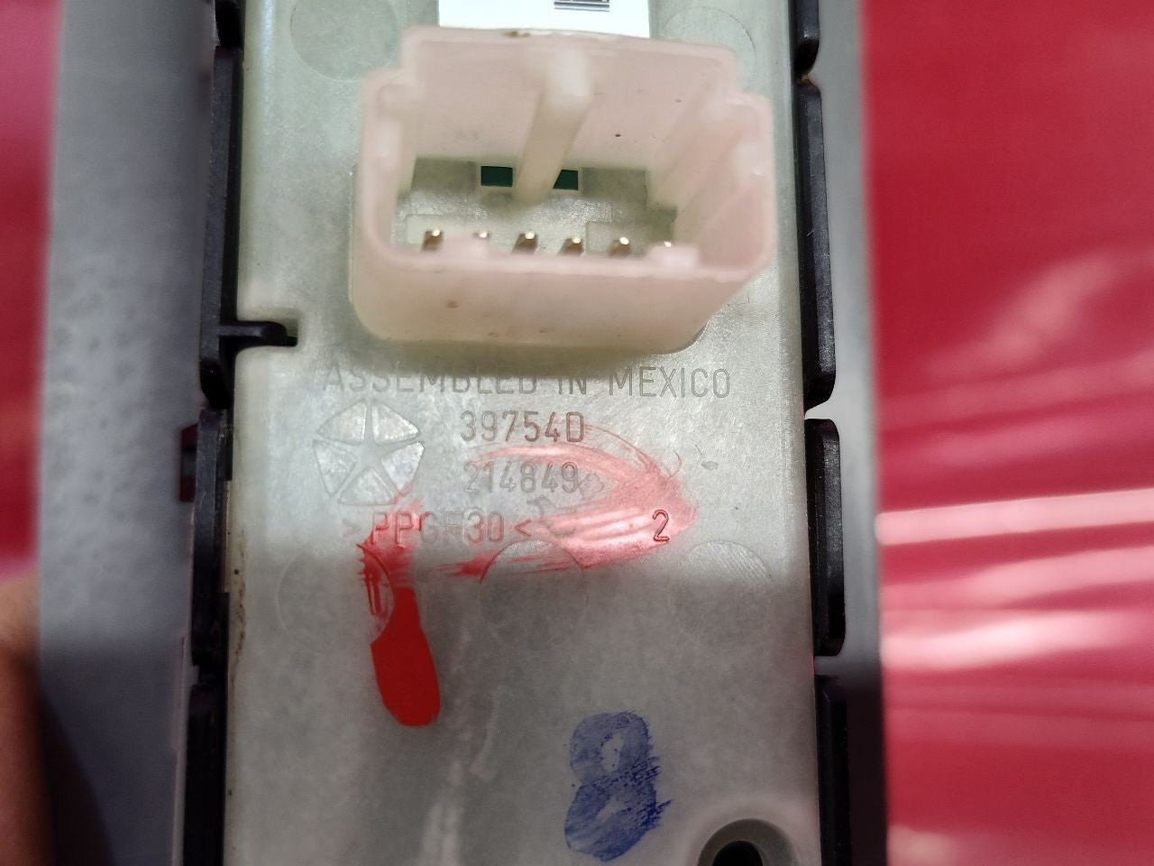 2007-2009 Dodge Durango FRONT RIGHT PASSENGER Door Window Lock Switch w/ Bezel
