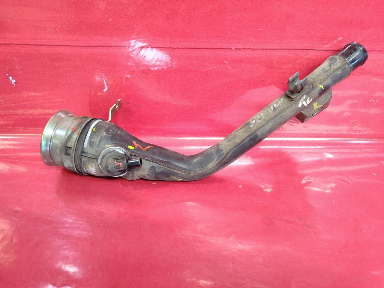 2002-2006 Mini Cooper Base / S Petrol Gas Tank Fuel Filler Neck Hose Tube