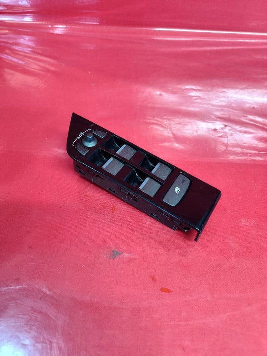2015-2019 Land Rover Range Rover Evoque LEFT DRIVER Master Window Lock Swtich