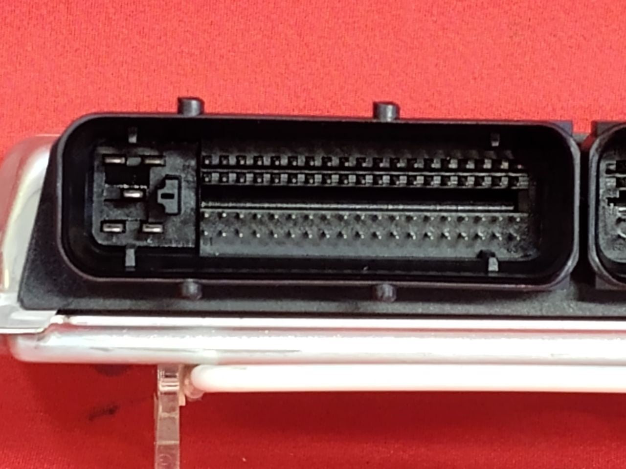 2001 VW Volkswagen Passat 2.8L V6 Auto Trans AWD Engine Control Module ECM ECU