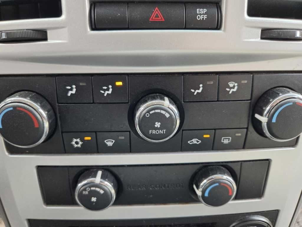 2008-2010 Chrysler Dodge Van HVAC Temp Climate Control Unit w/ 3-Zone