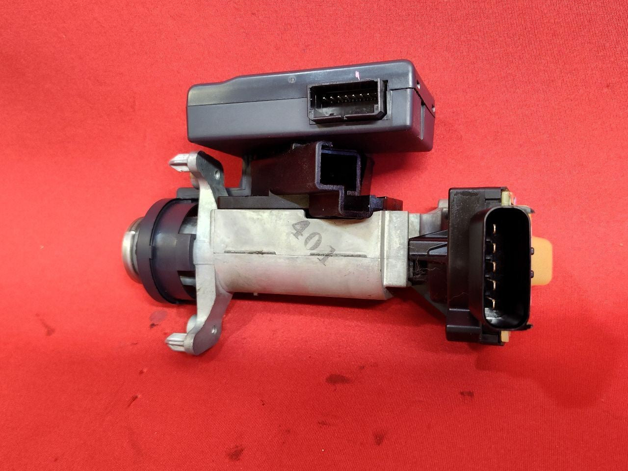 2007-2014 Chrysler Dodge Sedan Ignition Lock Housing Door Cylinder Key SET