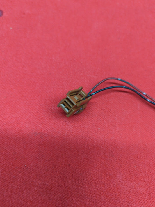 2002 2003 2004 Infiniti I35 Square Third 3rd High Mount Brake Light PIGTAIL WIRE