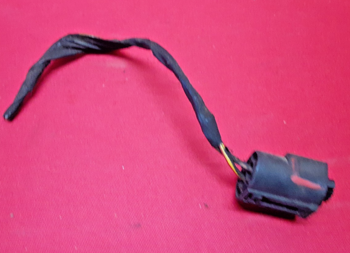 2004 2005 2006 BMW E53 X5 - Driver Side / Left - Fog Light / Lamp - PIGTAIL