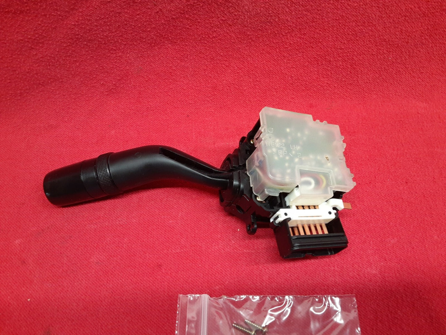 2001 2002 2003 2004 Ford Escape Steering Column Windshield Wiper Switch Stalk
