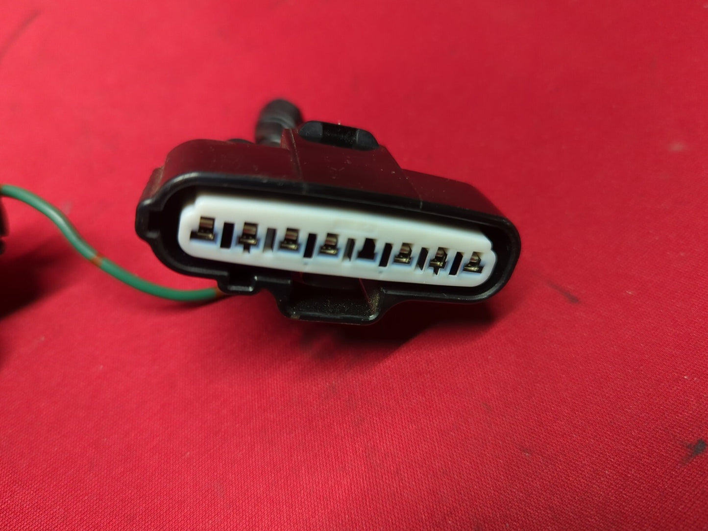 2002 - 2004 Toyota Tacoma Towing Harness Converter Module 08921-04821  PIGTAILS