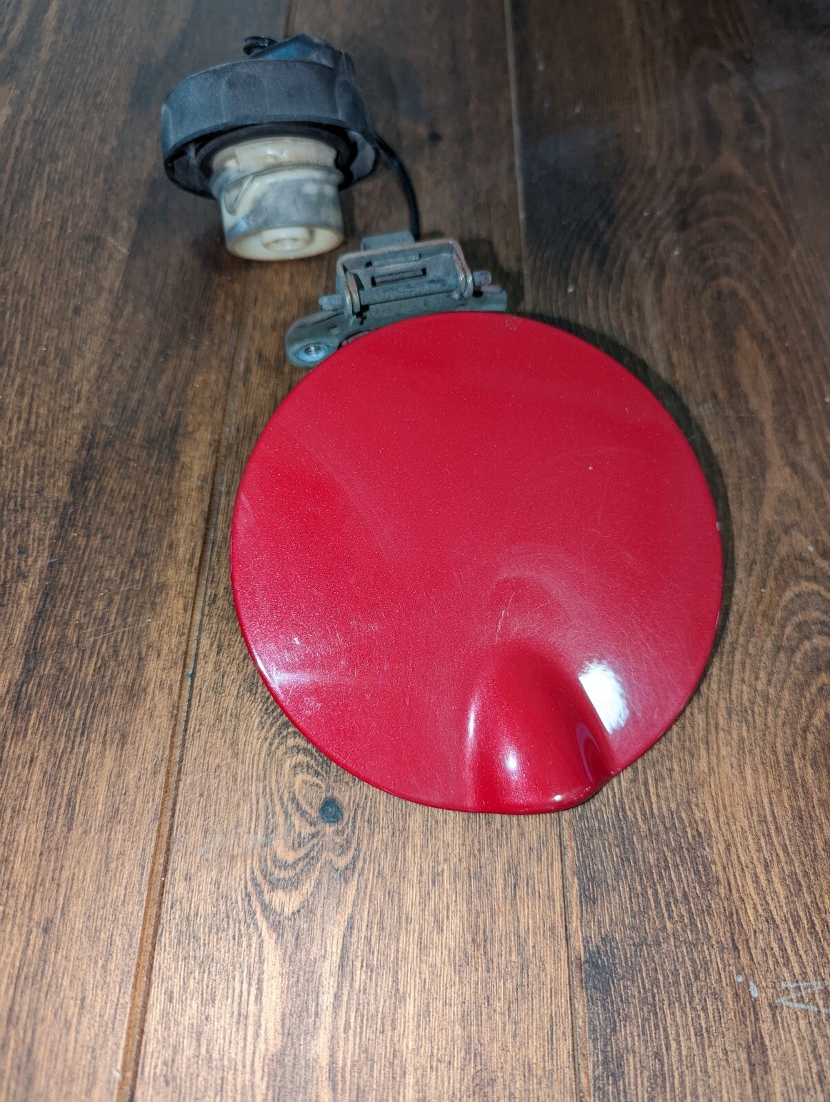 2009 - 2020 Dodge Journey Gas Fuel Filler Door Lid PRA Brilliant Red Tri-Coat