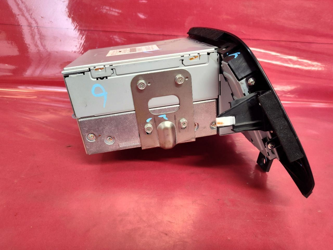 2005-2010 Honda Odyssey Radio Stereo Receiver 6-Disc CD Changer XM - 1BU1 Code