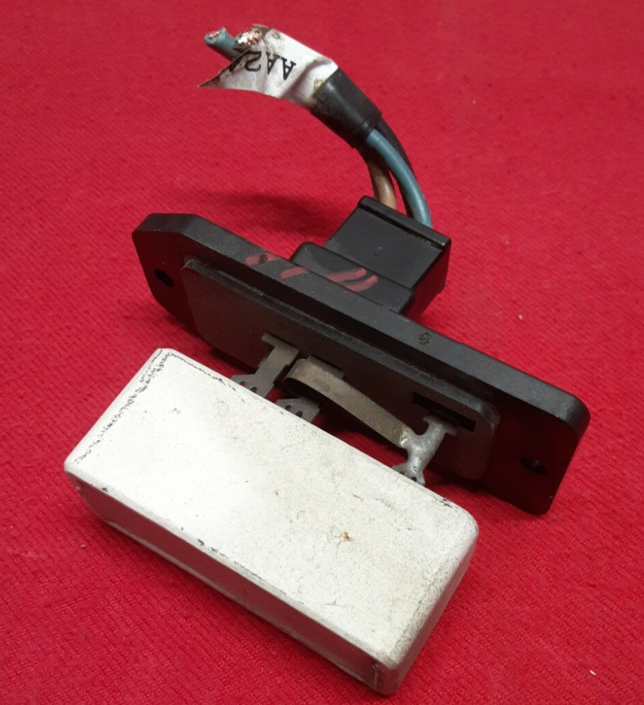 1993 - 1999 Jeep Grand Cherokee 1994 - 2002 Dodge Ram Blower Motor Resistor