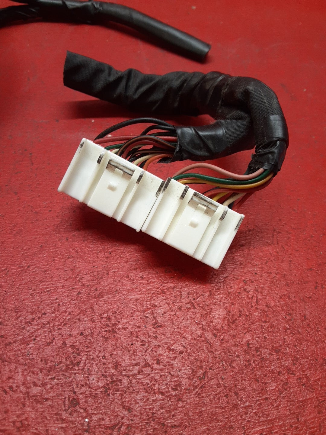 2013 Kia Soul Radio Assembly Display AM/FM/CD/SAT Hazard ECO Pigtail Set