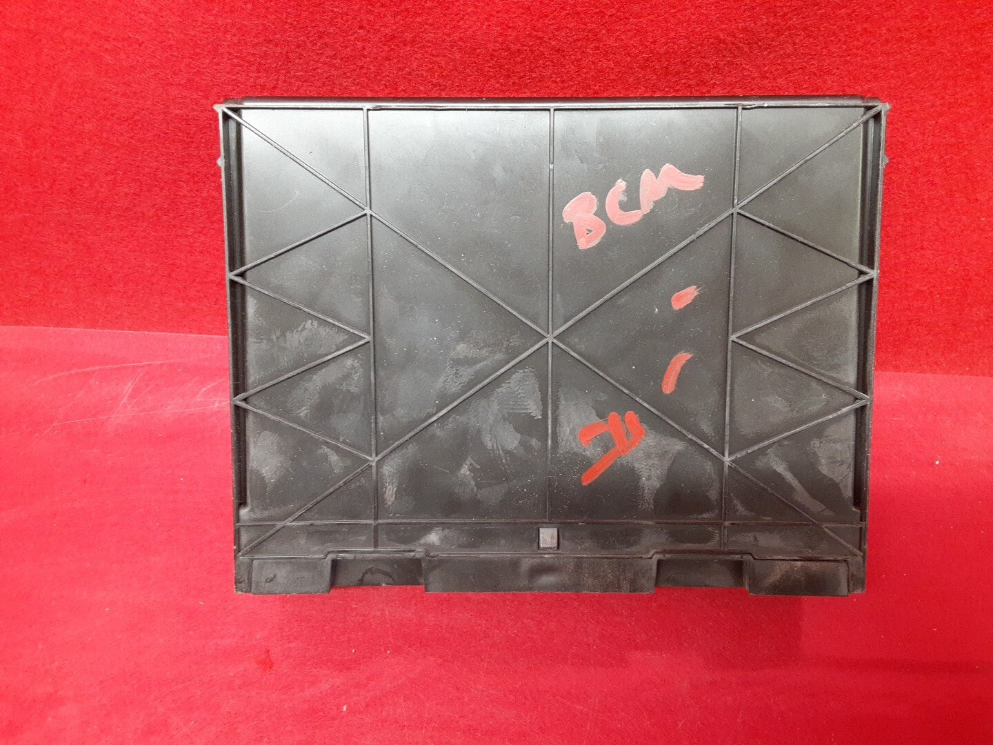 2018 2019 2020 Buick Regal Sportback TourX Body Control Module BCM BCU