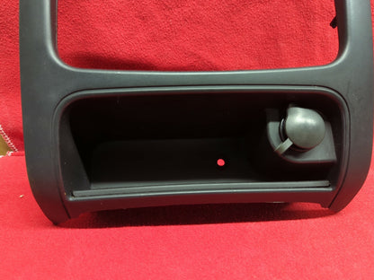 2003 2004 2005 2006 2007 Jeep Liberty Climate Control Bezel 12V Black w/ Cubby