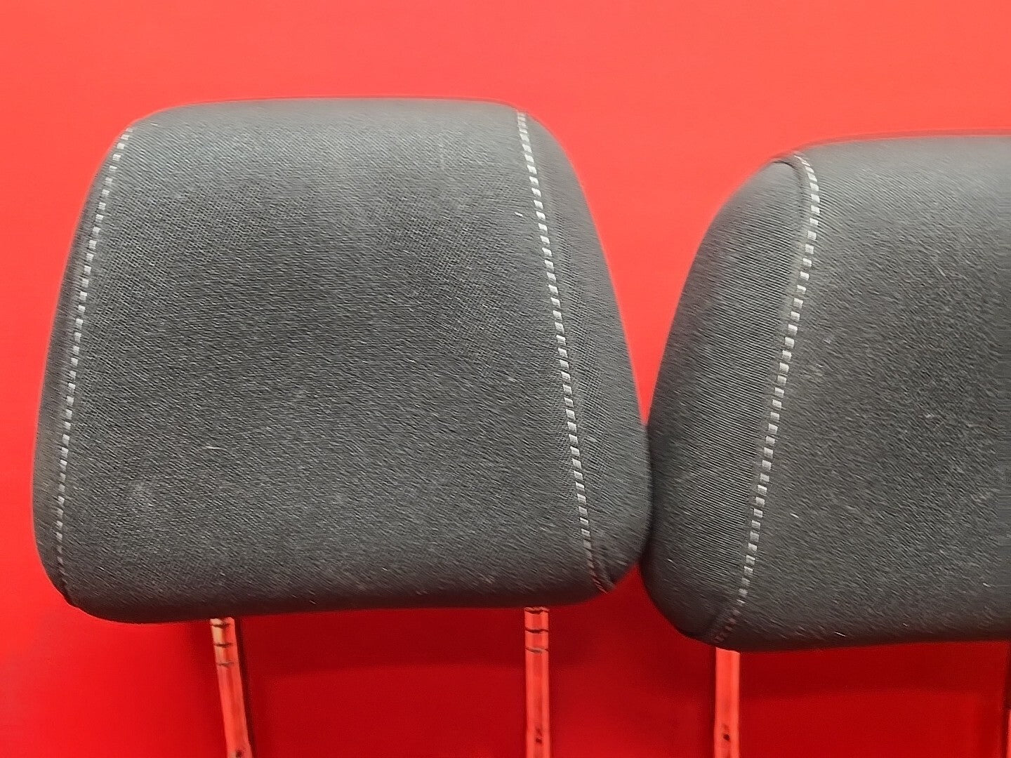 18-20 Buick Regal Sportback TourX FRONT Left Right Seat Headrest SET Black Cloth