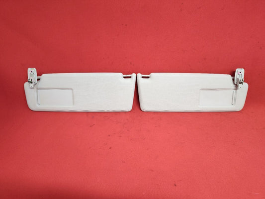 2009-2017 VW Volkswagen Tiguan Sun Visor Shade SET Grey Cloth Illuminated