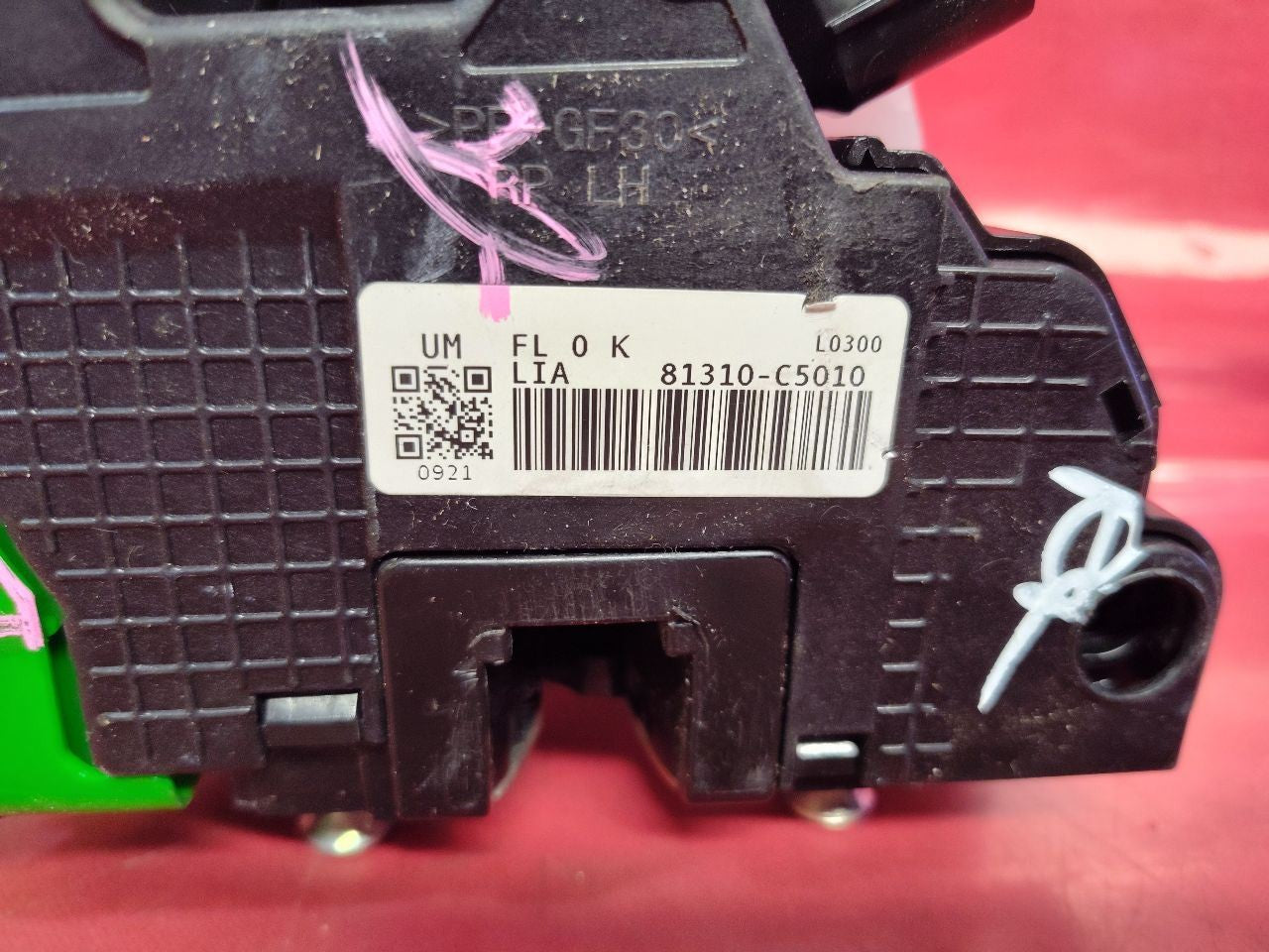 2016-2020 Kia Sorento FRONT LEFT DRIVER Door Latch Lock Actuator - 81k Miles