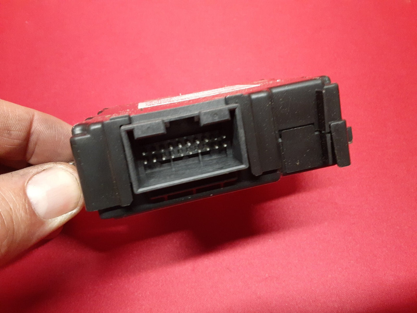 2012 - 2014 Hyundai Accent TPMS Tire Pressure Control Module Unit 	95800-1R100