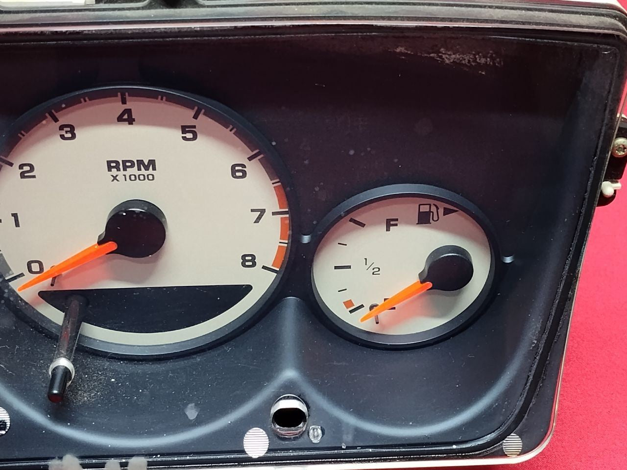 2003-2005 Dodge Neon MANUAL Transmission Speedometer Instrument Cluster w/ Tach