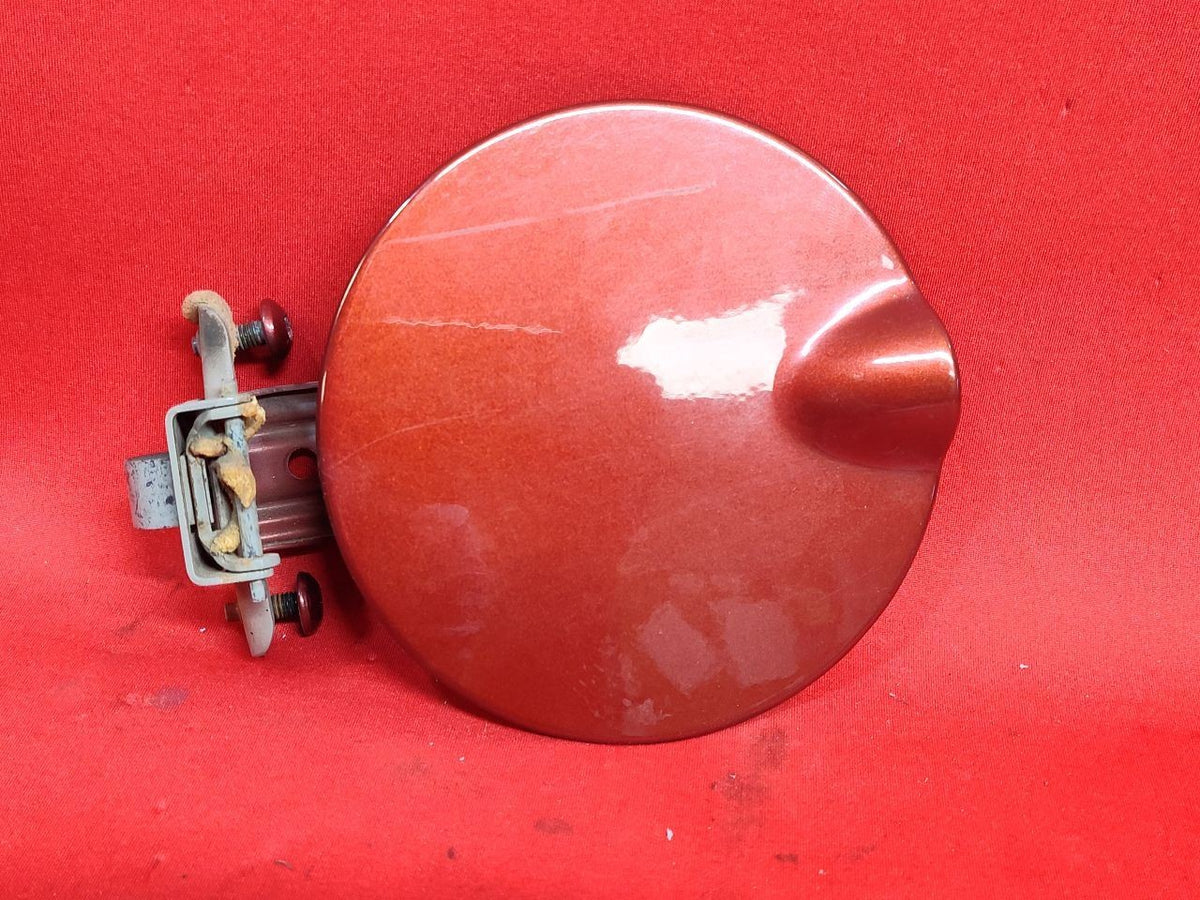 2005-2010 Jeep Grand Cherokee 07-11 Dodge Nitro Fuel Filler Door Lid PEM Red