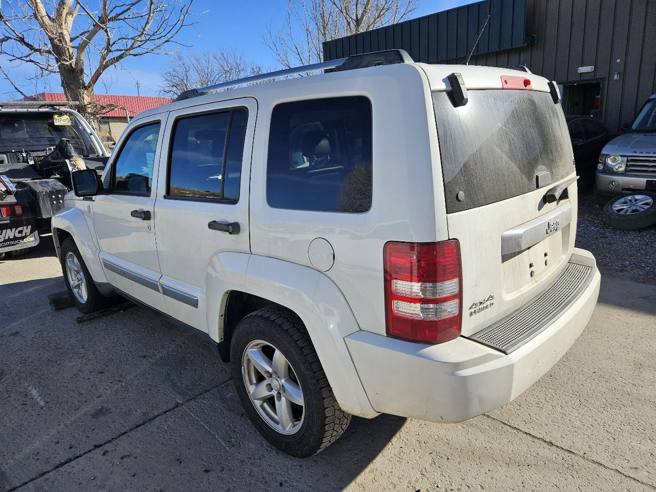 2008-2012 Jeep Liberty REAR LEFT DRIVER Forward Door Mounted Wheel Arch Trim