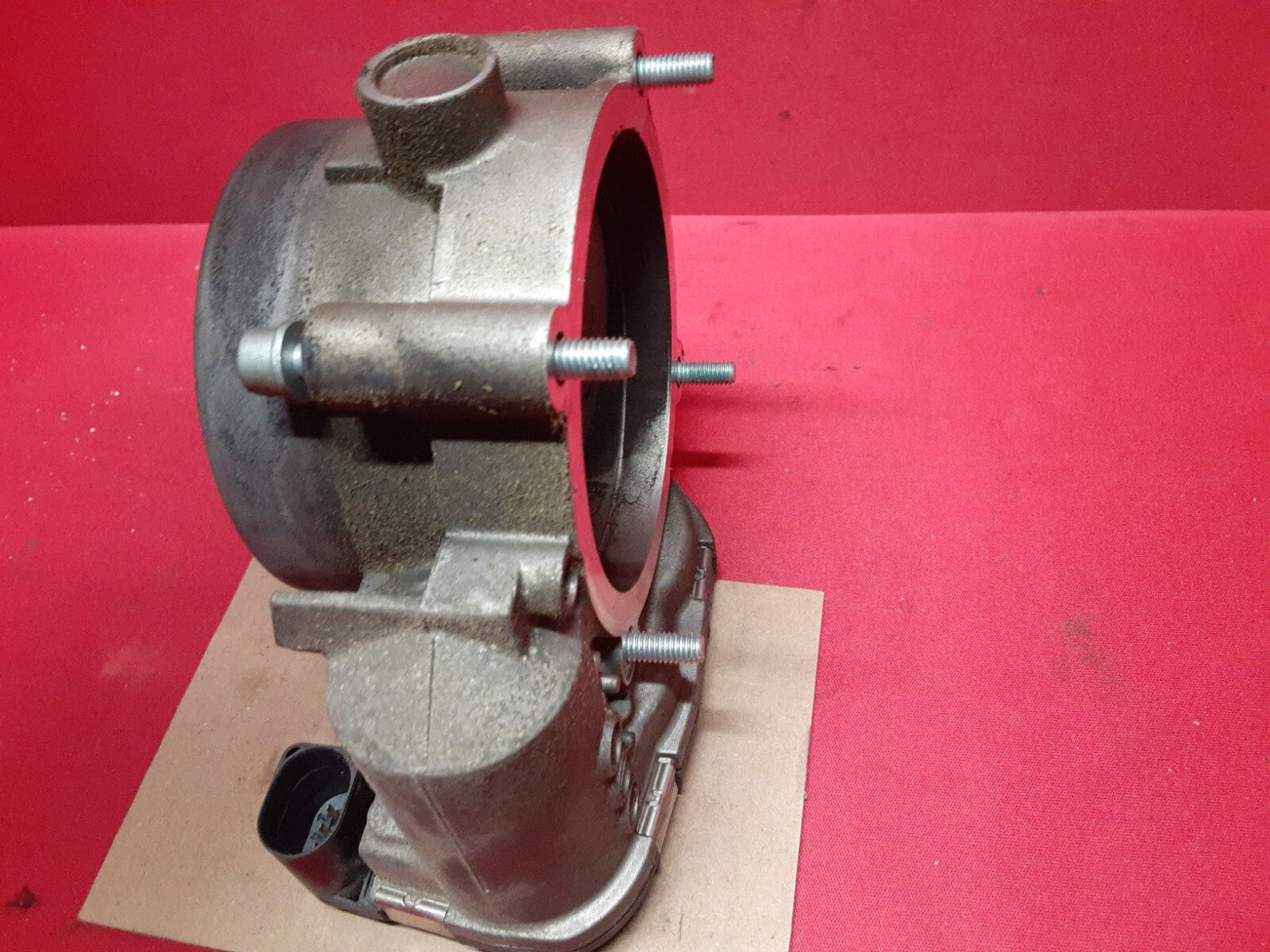 2001 - 2012 Audi 2004 - 2009 Volkswagen VW 4.2L V8 Throttle Body 	077-133-062-A