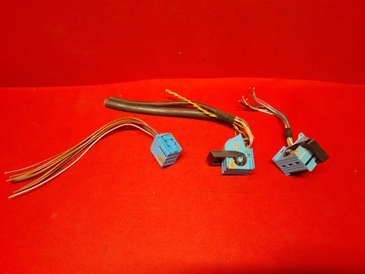 2003 - 2005 Range Rover HSE TCM TCU Transmission Module TGB00080   PIGTAILS