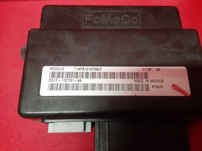 2013 - 2019 Lincoln MKT  Power Lift Gate Control Module  DE9Z-14B291-A